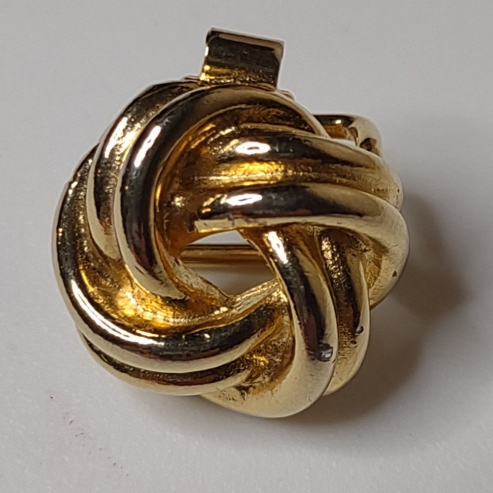Vintage Dotty Smith Gold Tone Scarf Slide